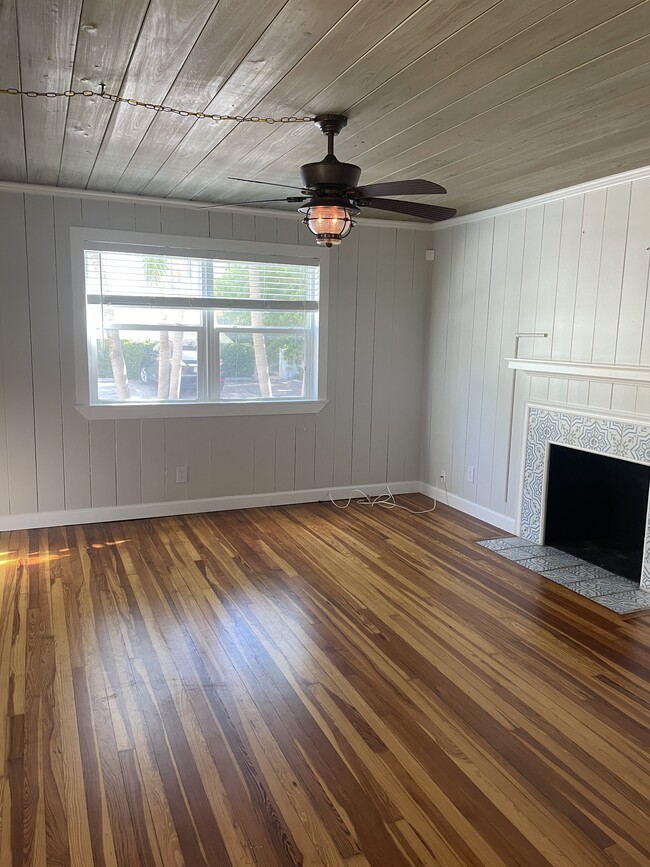 Photo - 80 Salina Ave Unit 1