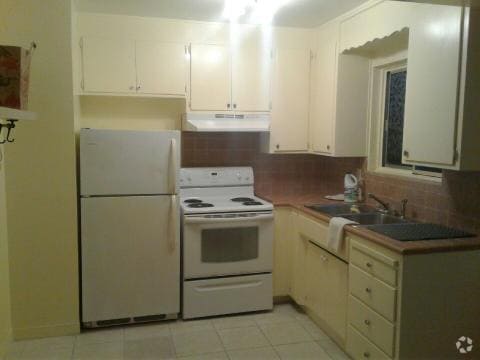 Building Photo - 134 Seaview Ave Unit 1 Rental
