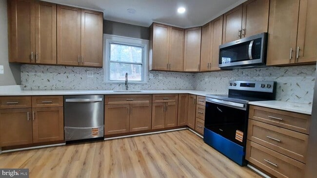 Photo - 373 Bowman Rd