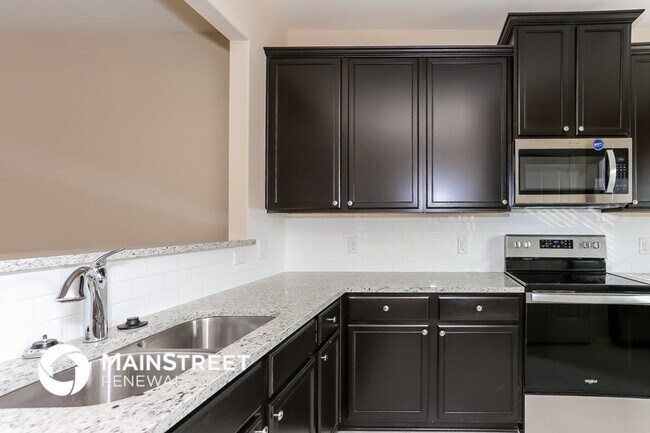 Photo - 1442 Park Trails Blvd