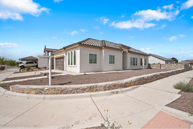 Photo - 629 Paseo Modesto Dr