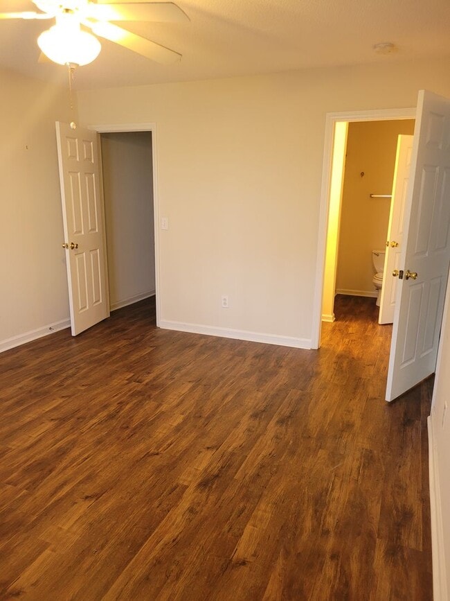 Photo - Welcome Home to Serenity and Comfort!