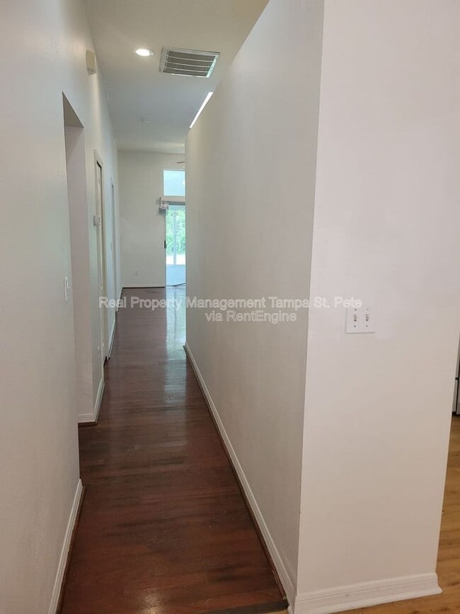 Photo - 12514 Hollybrook Ln