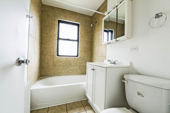 Photo - 8255 S Maryland 8259 S Maryland Chicago, IL 60619