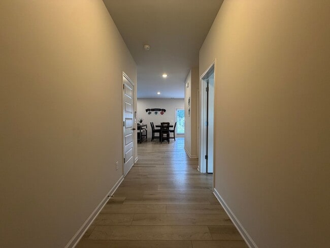 Photo - Large 5/3 House in Longbrook Subdivision- $2,495