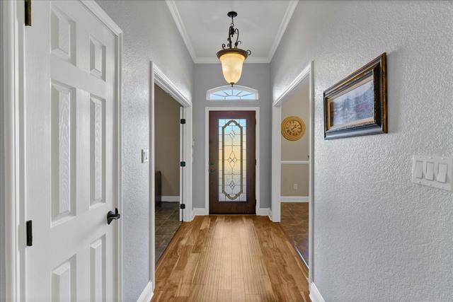 Photo - 3300 Fountain Way