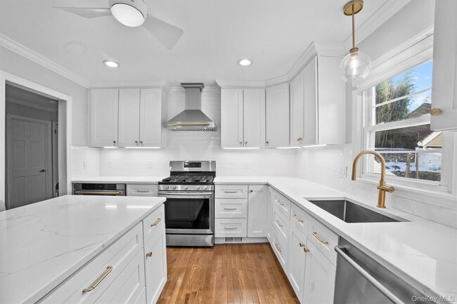 Photo - 780 Scarsdale Ave