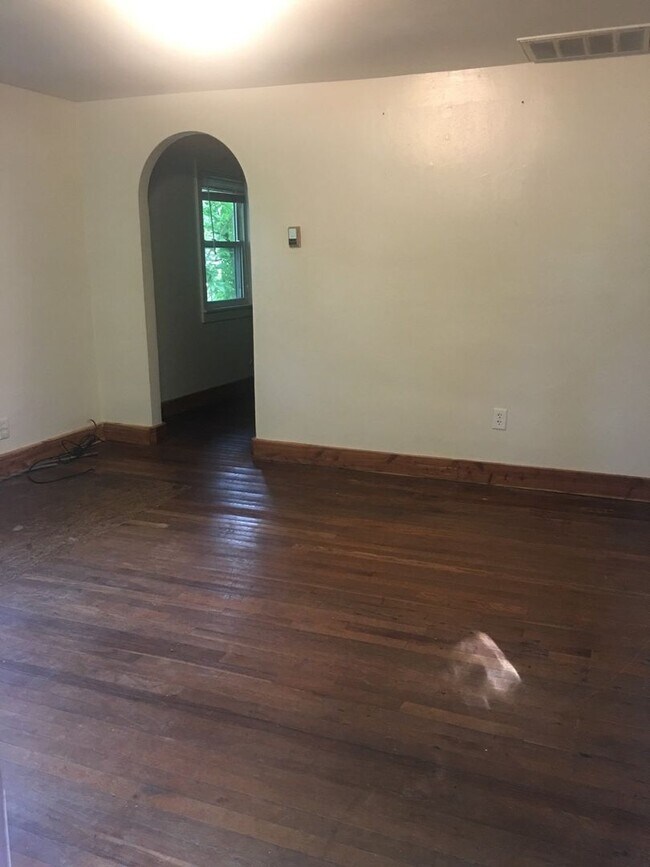 Photo - 1 bedroom , 1 bath Studio Duplex