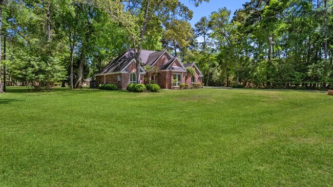 Photo - 502 Garrett Dr