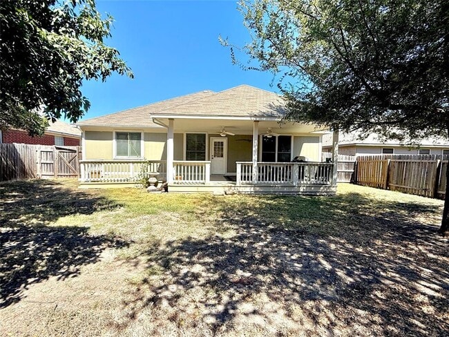 Photo - 1511 Freestone Dr