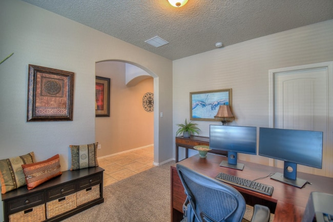 Photo - 7032 Tombstone Rd NW