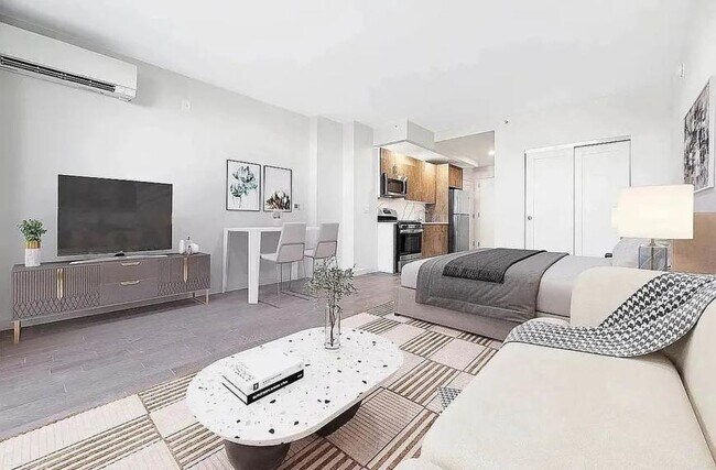 Building Photo - 0 bedroom in JACKSON HEIGHTS NY 11372 Unit 511 Rental