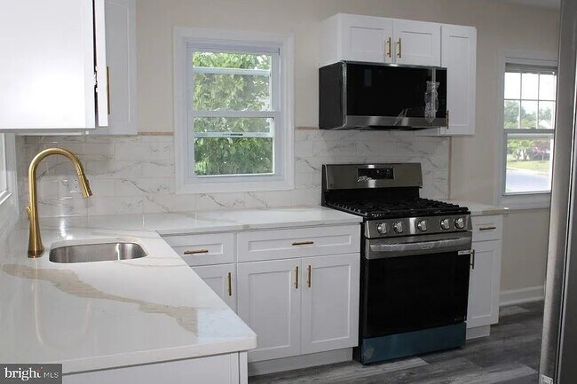 Photo - 28 Ridgley St