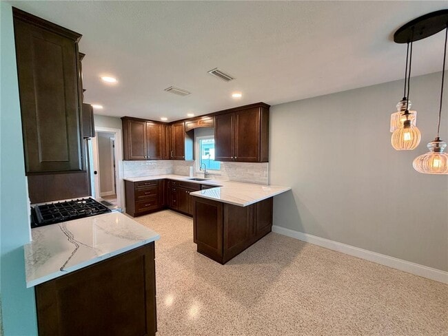 Photo - 17045 Dolphin Dr