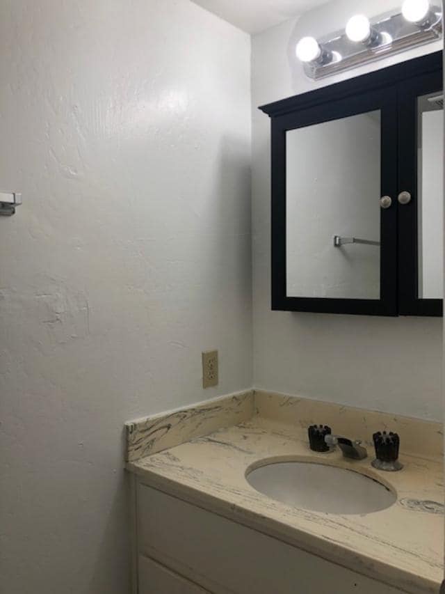 Photo - 888 Greenfield Ave Unit F
