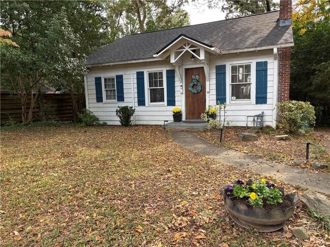 Photo - 293 Springdale Dr NE