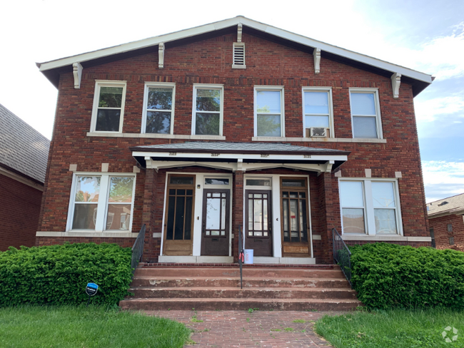 Building Photo - 3123 Michigan Ave Unit 3123 Rental
