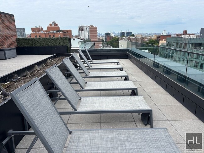 Building Photo - NORTHERN BOULEVARD Rental
