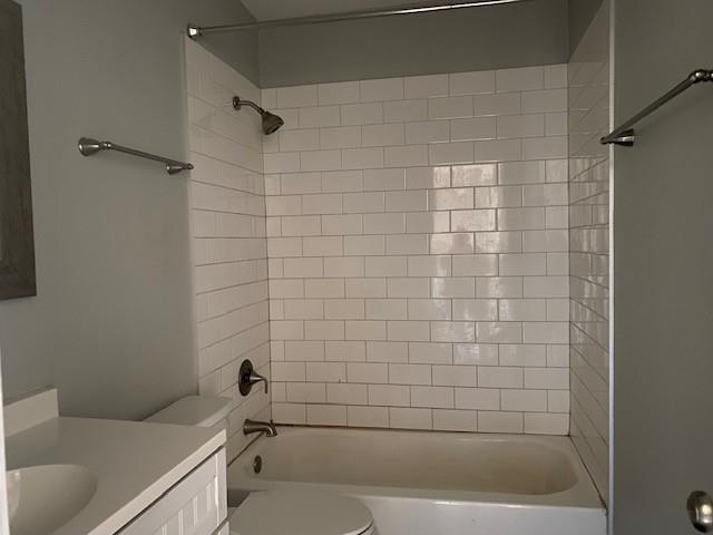 Photo - 2532 Charlotte St Unit B7