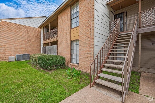 Building Photo - 9090 S Braeswood Blvd Unit 43 Rental