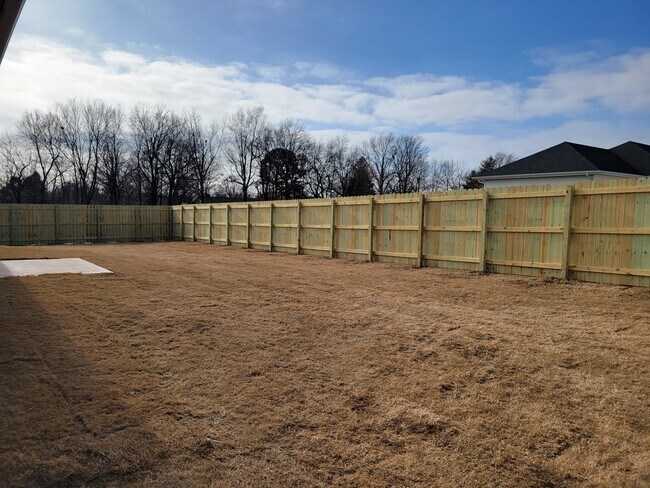 Photo - 923 N Labrador Ave