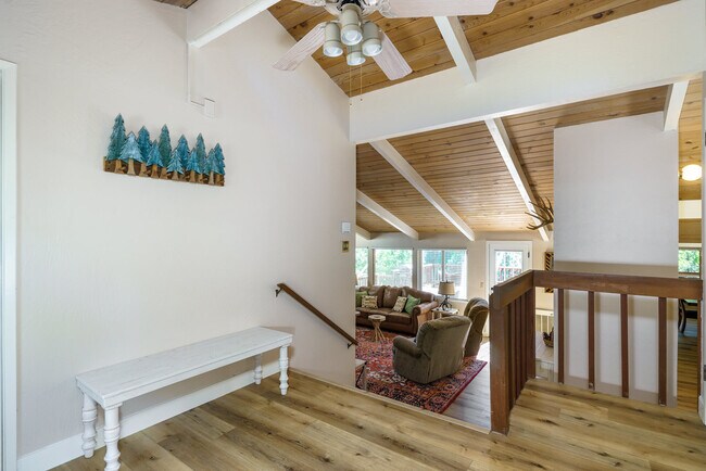 Photo - 19834 Pine Mountain Dr