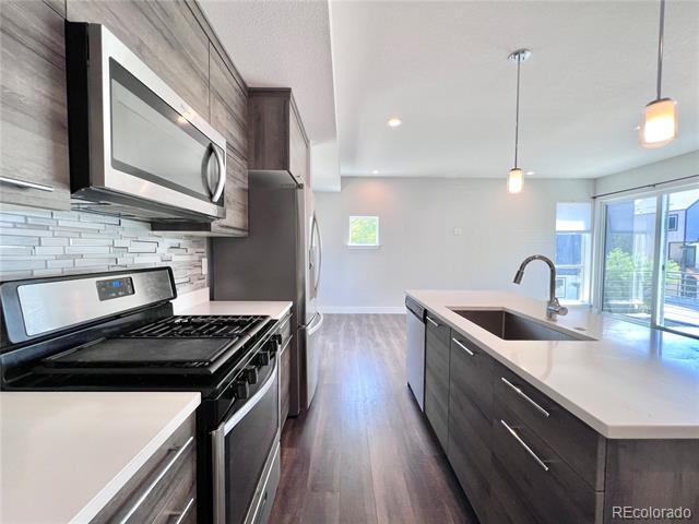 Photo - 5566 W 11th Pl