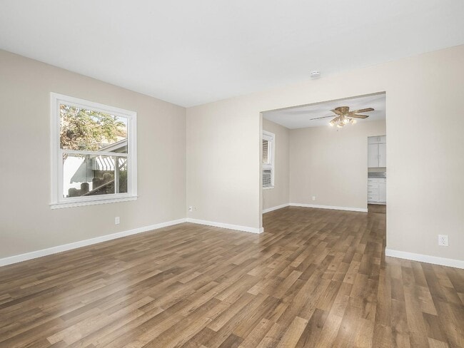 Photo - 2140 E Floradora Ave