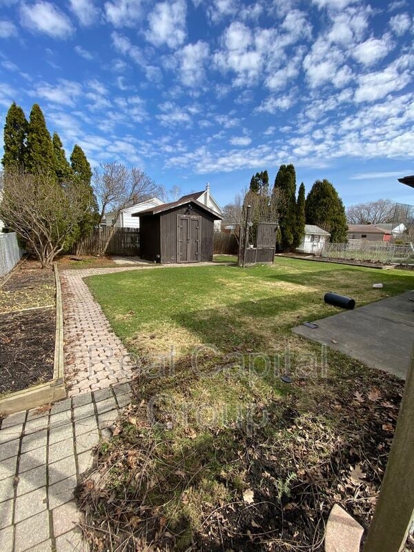 Photo - 3518 Ontario Ave