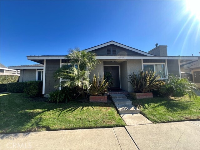 Building Photo - 16862 Green Unit 2