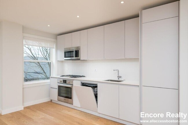 Photo - 123 Highland Ave Unit 51