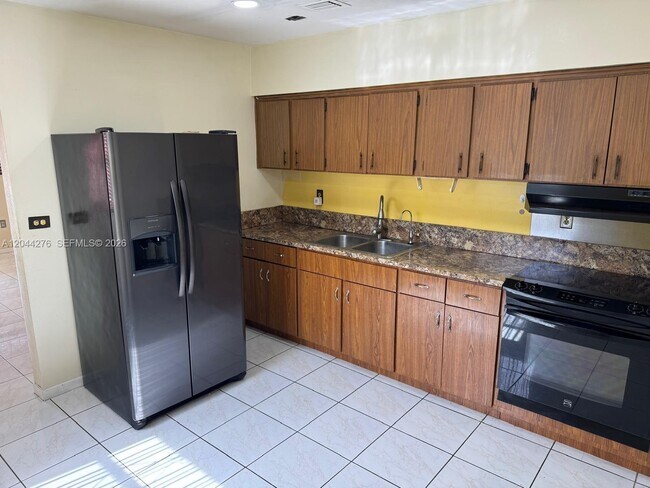 Photo - 2428 NW 82nd St Unit 2428