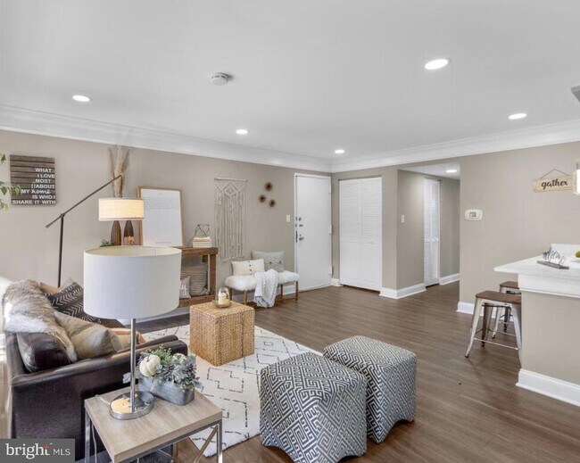 6 Monroe St Unit 6-201