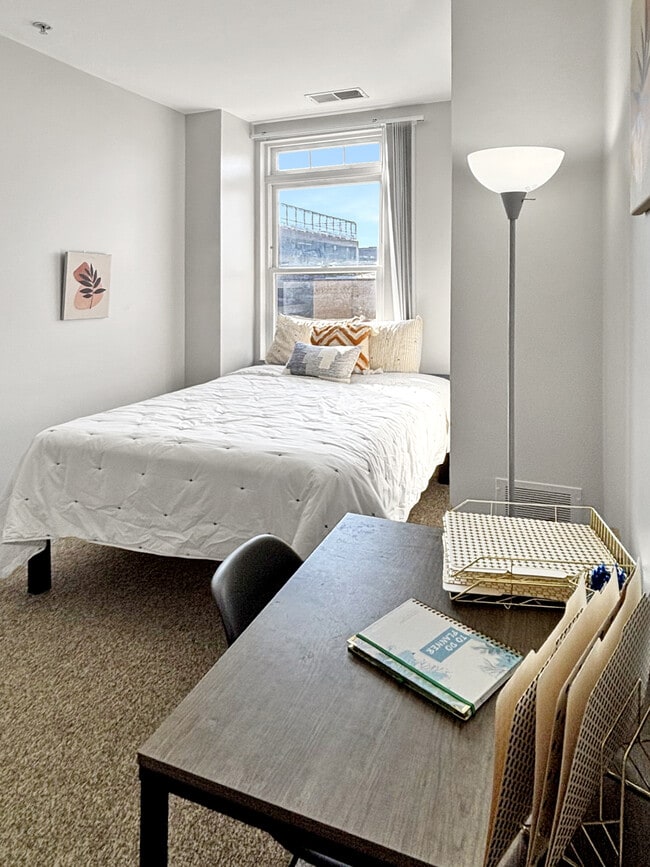 Photo - Corner House Apartments