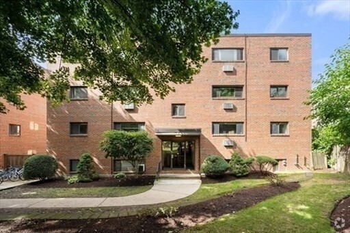 Building Photo - 12 Riverside St Unit 2-1 Rental