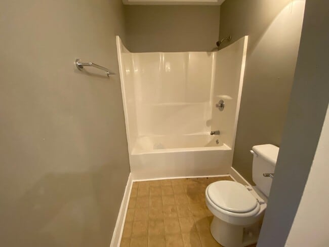 Photo - 4 Bedroom, 1 Bathroom House