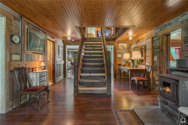 Building Photo - 1818 Benson Rd Rental