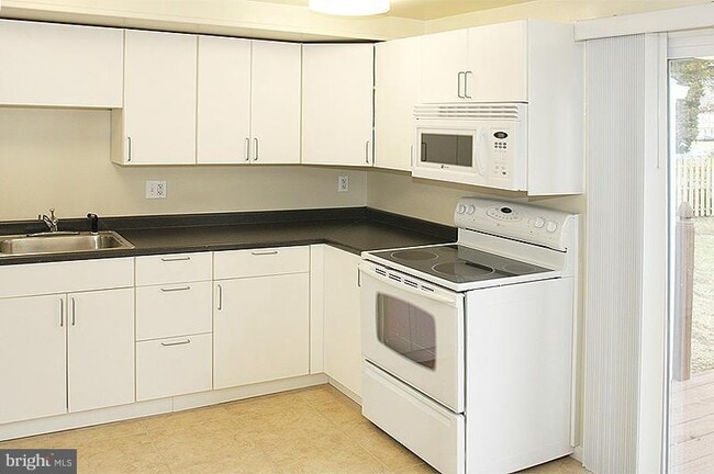 Photo - 1260 Wilshire Dr