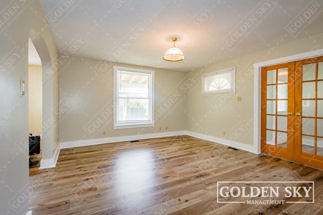 Photo - 1417 W Memorial Dr Unit 1