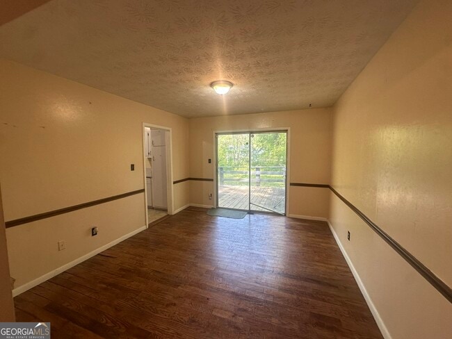 Photo - 6859 Mystic Ln