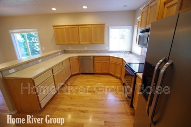 Photo - 1726 W Apgar Creek Dr House