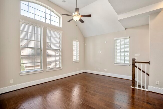 Photo - 11005 Acorn Falls Dr