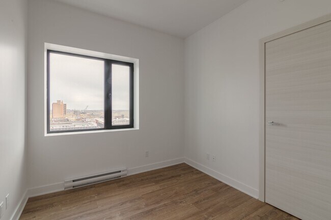 Photo - 30 Saint-Joseph Est Unit 1105