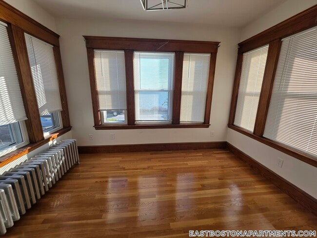 Photo - 102 Bayswater St Unit 1