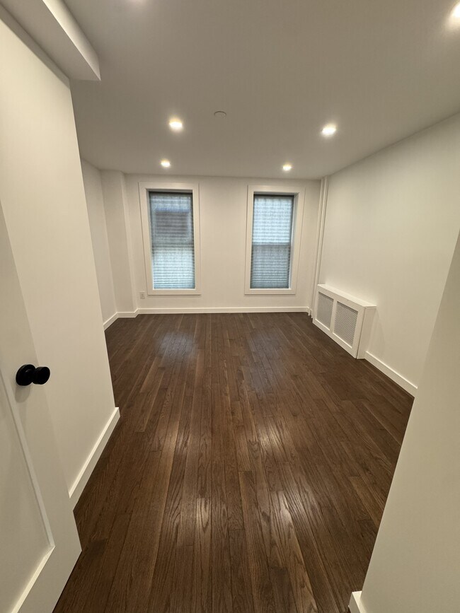 Photo - 1094 Greene Ave Unit 1st Floor