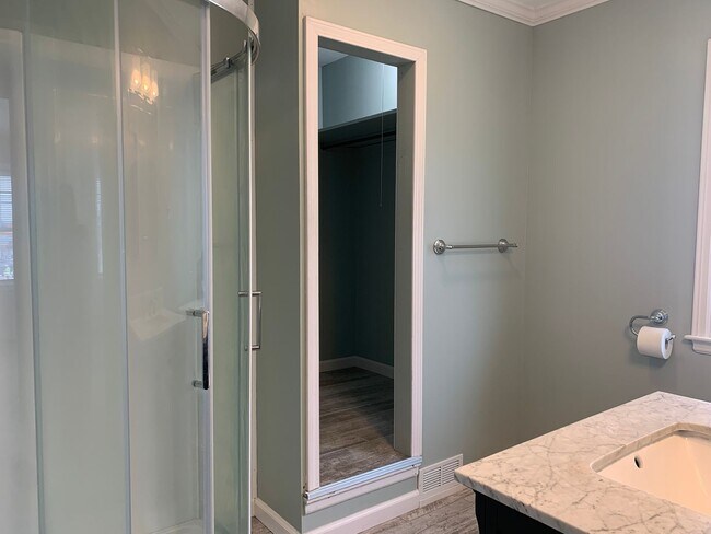 Photo - 107 Melmore St Unit 1/2