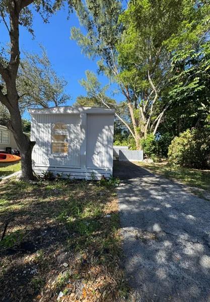 Photo - 6800 NW 39th Ave