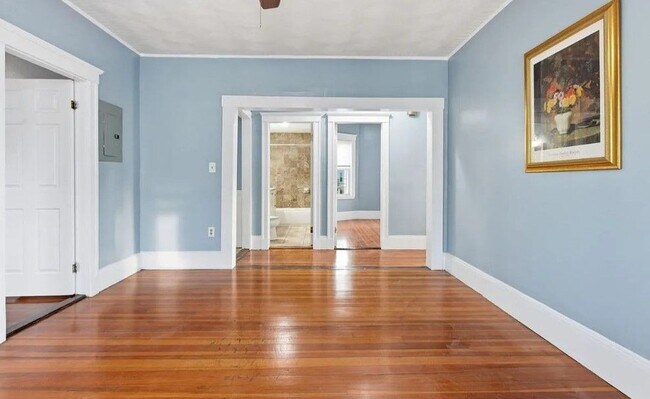 Photo - 20 Leslie St Unidad #3