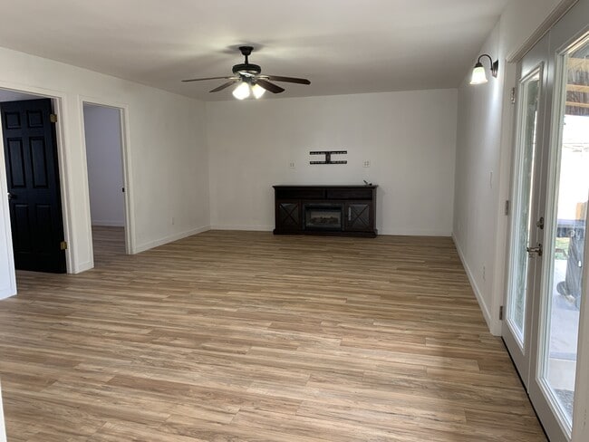 Photo - 3335 Fort Sanders Rd