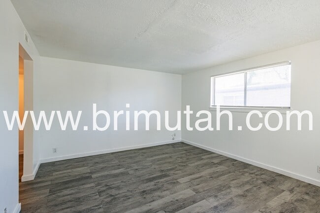 Photo - 1539 S Green St Unit 1-4 - 2